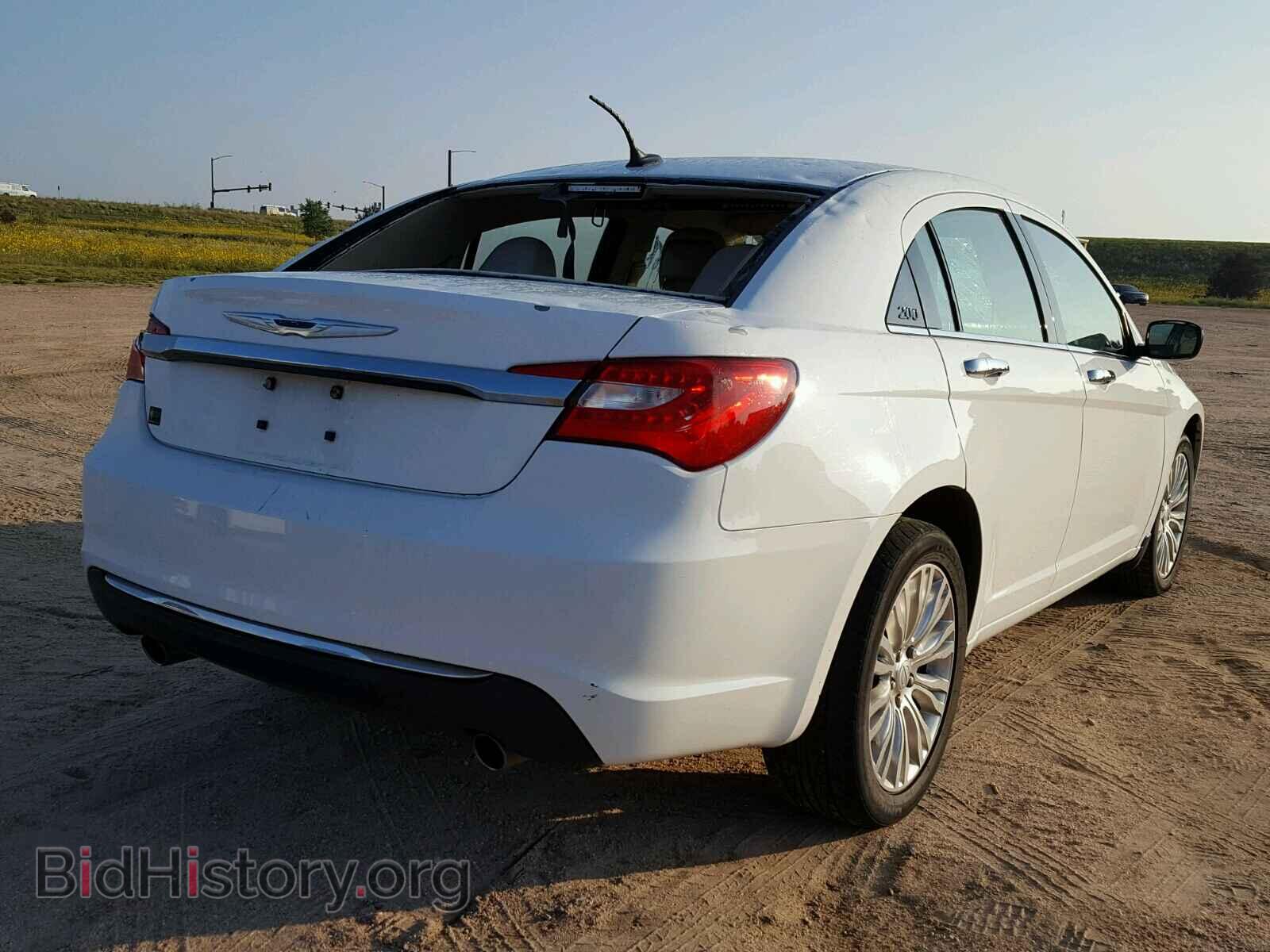 2011 CHRYSLER 200 - VIN: 1C3BC2FG9BN619044 - Фото 4