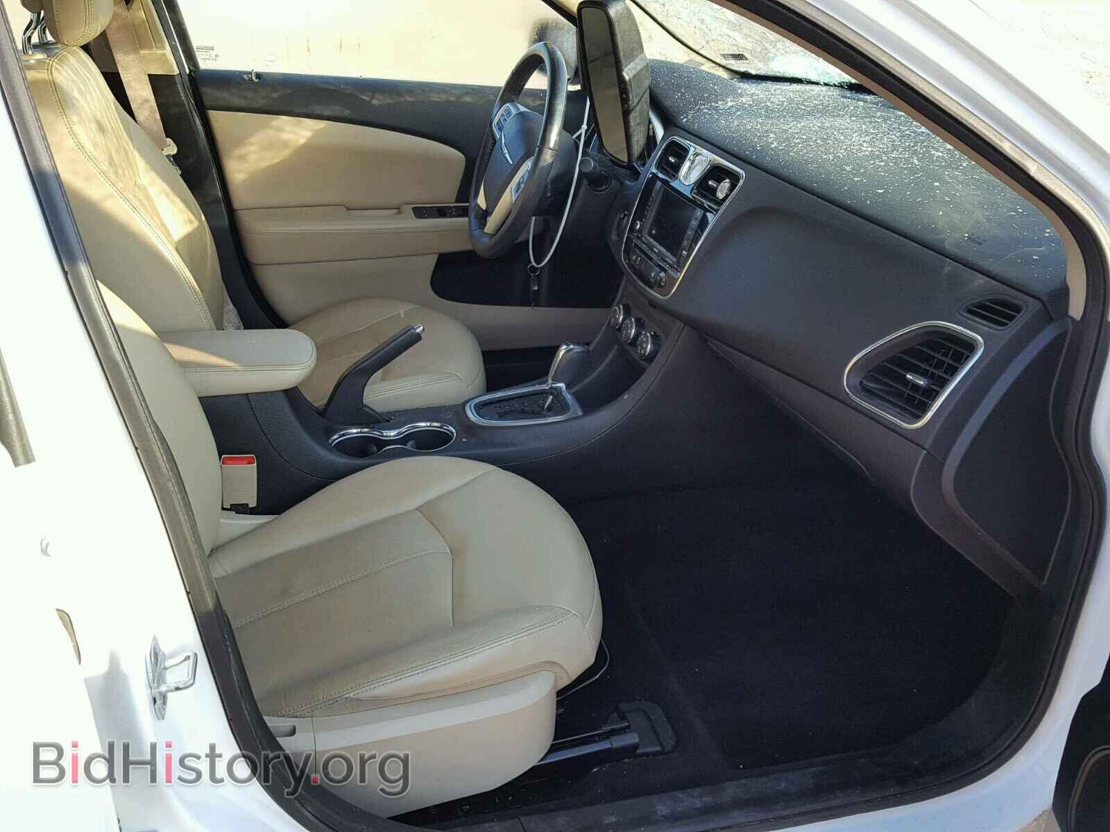 2011 CHRYSLER 200 - VIN: 1C3BC2FG9BN619044 - Фото 5