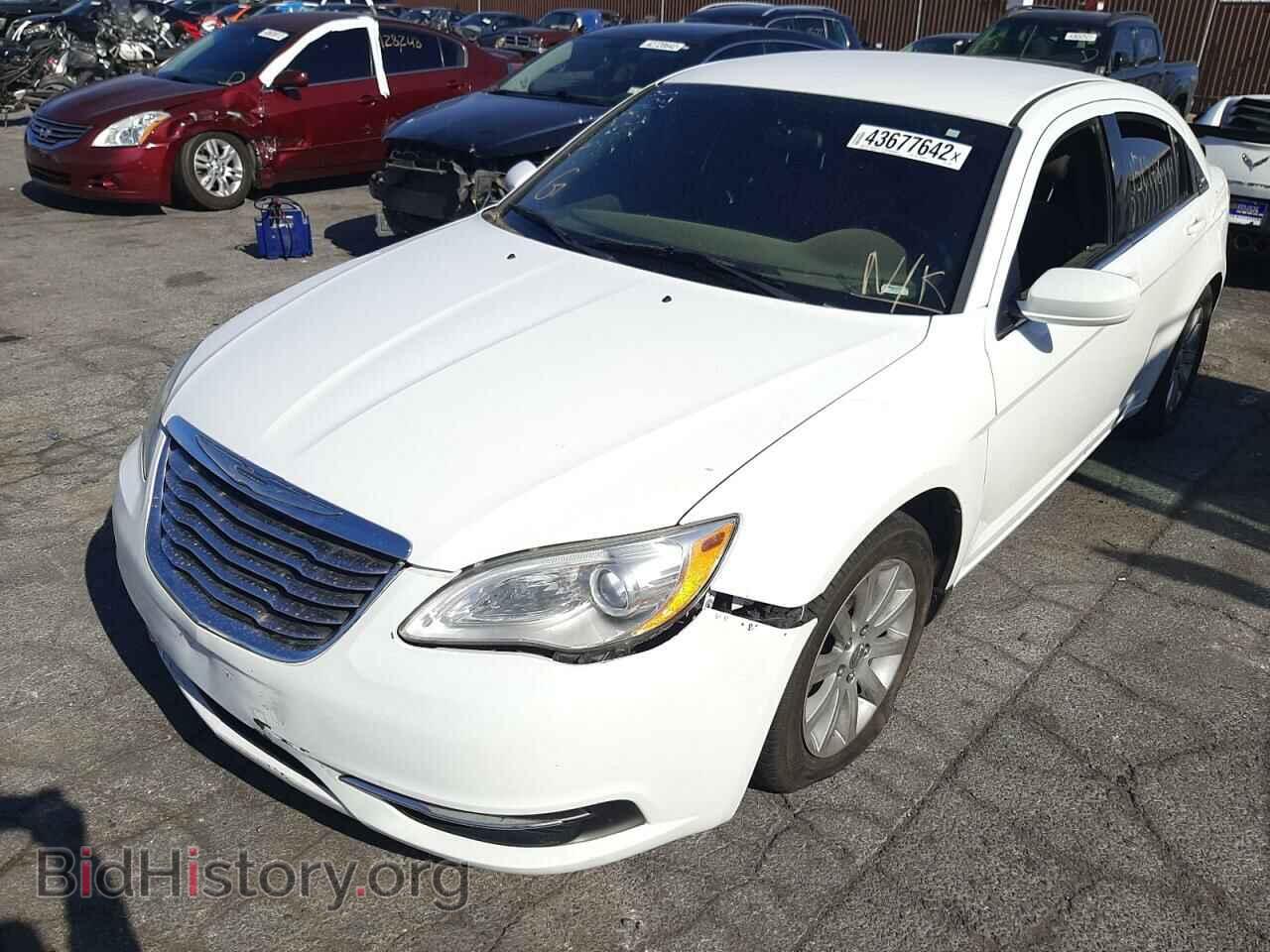 2013 CHRYSLER 200 - VIN: 1C3CCBBG4DN528051 - Фото 2