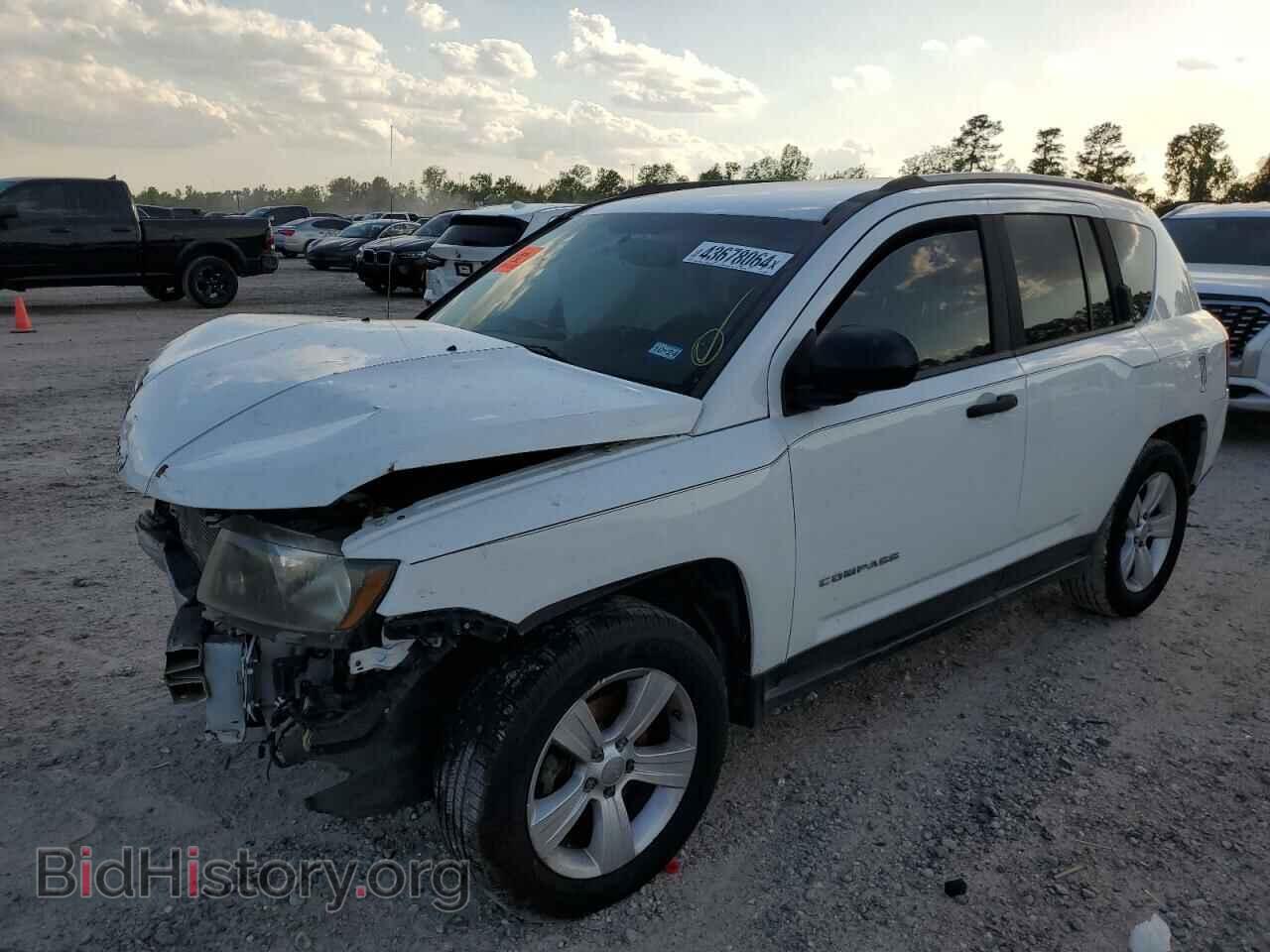 Фотография 1C4NJCBA8GD794968 - JEEP COMPASS 2016