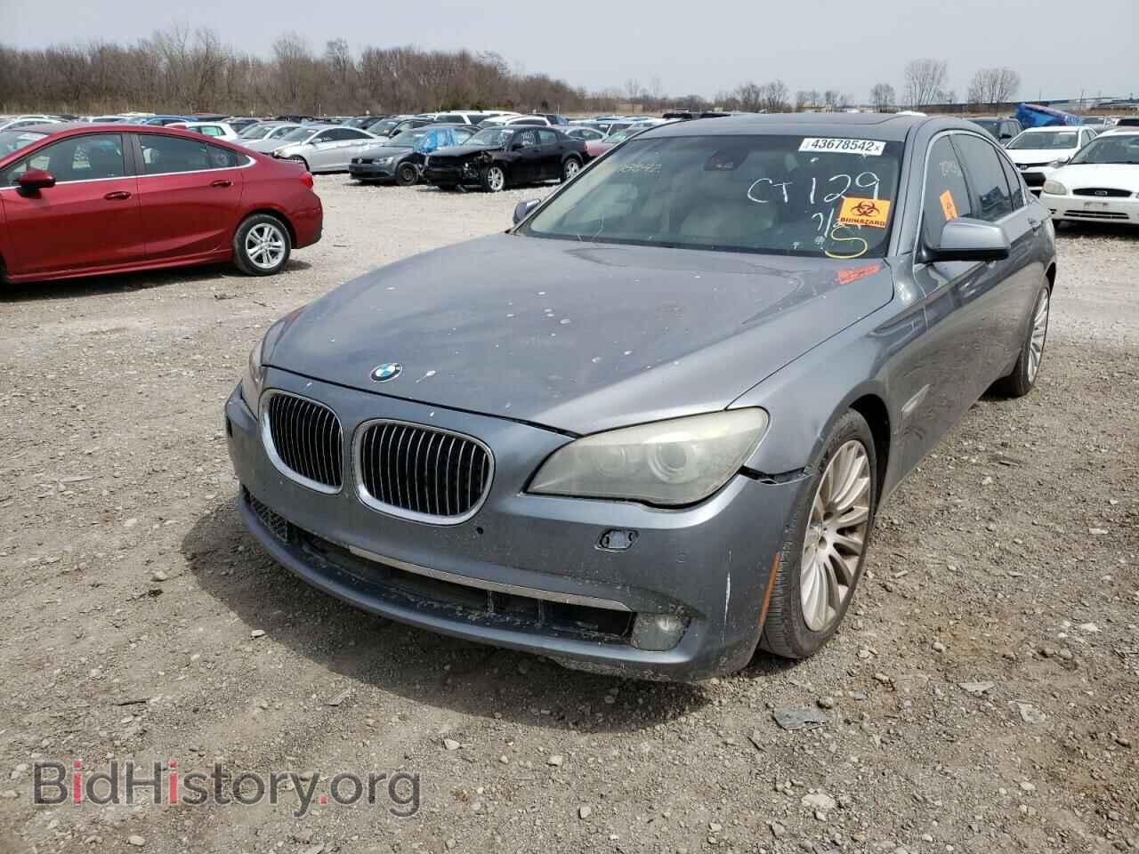 2010 BMW 7 SERIES - VIN: WBAKB8C54ACY64118 - Фото 2