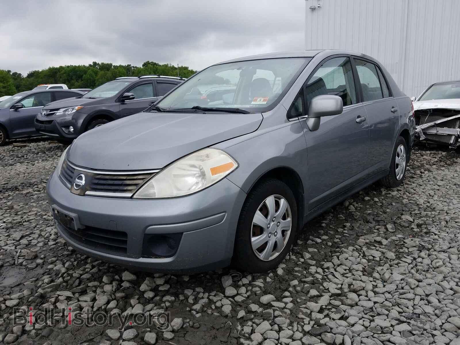 2007 NISSAN VERSA - VIN: 3N1BC11E37L425258 - Фото 2