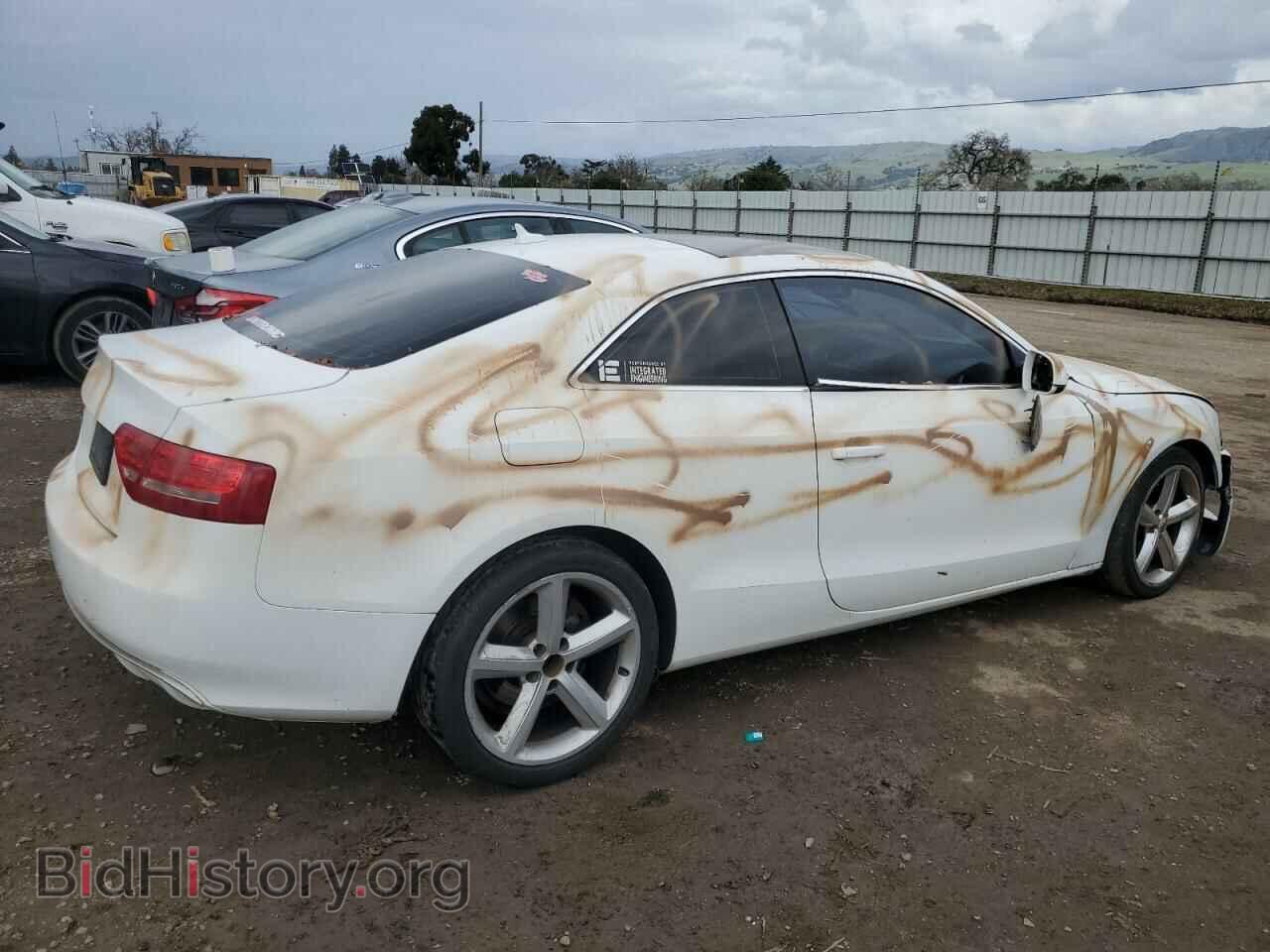 2010 AUDI A5 - VIN: WAULFAFR2AA048695 - Фото 3