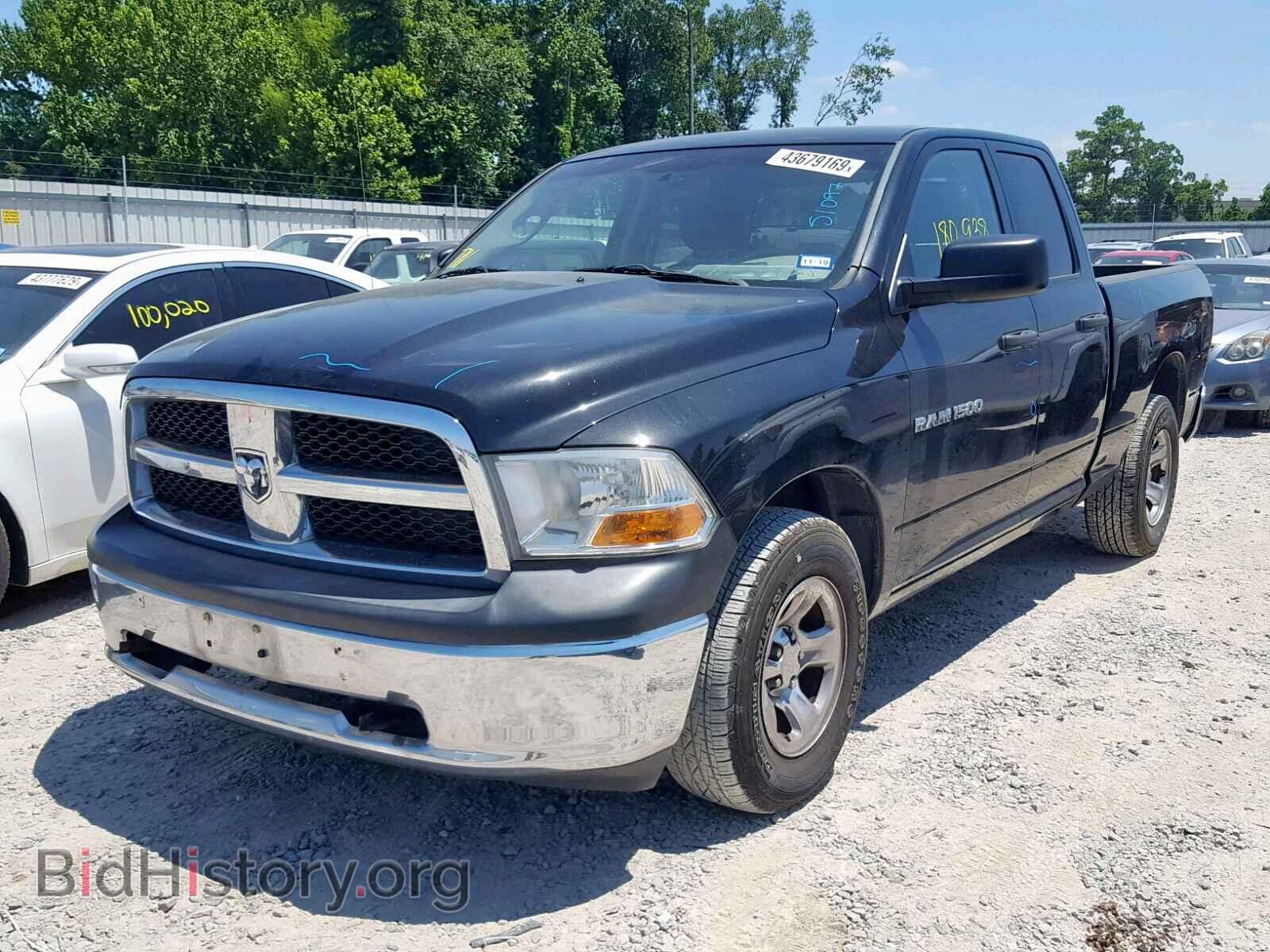 2011 DODGE RAM 1500 - VIN: 1D7RB1GP4BS529894 - Фото 2