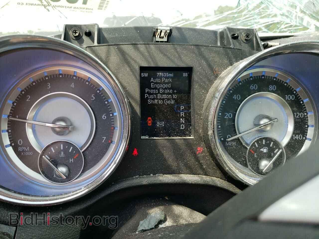 2014 CHRYSLER 300 - VIN: 2C3CCAAG5EH249259 - Фото 8