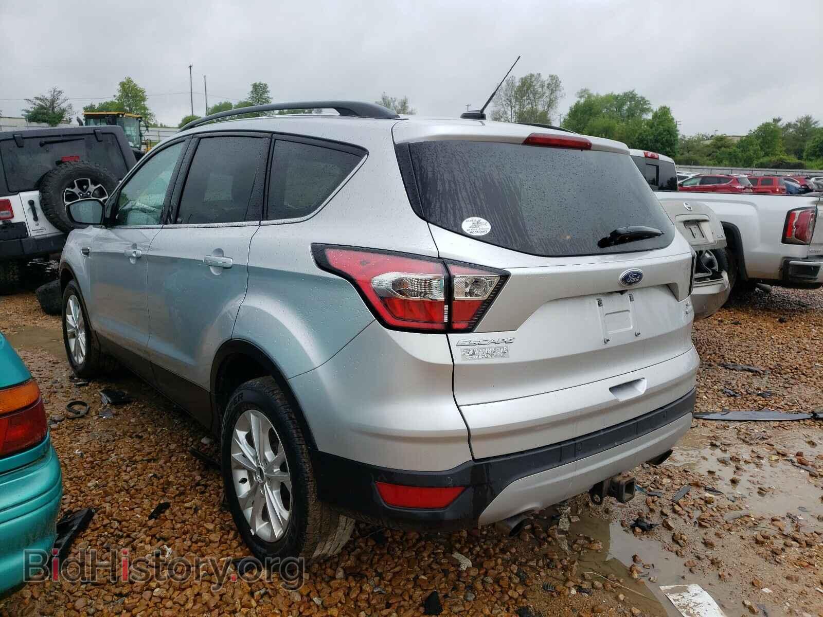2017 FORD ESCAPE - VIN: 1FMCU0G92HUC01100 - Фото 3