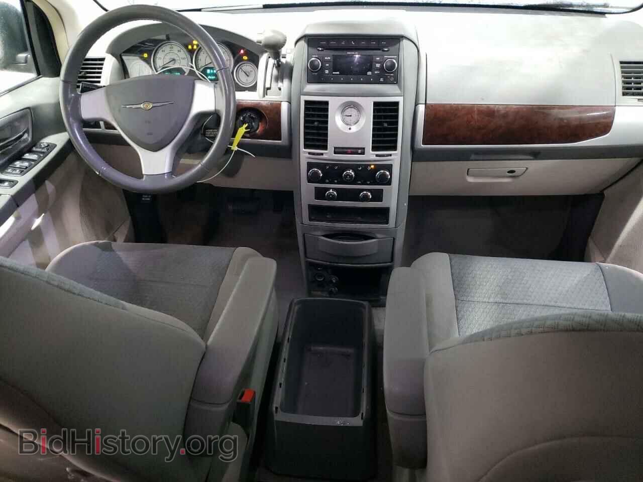 2010 CHRYSLER MINIVAN - VIN: 2A4RR5D1XAR460510 - Фото 8