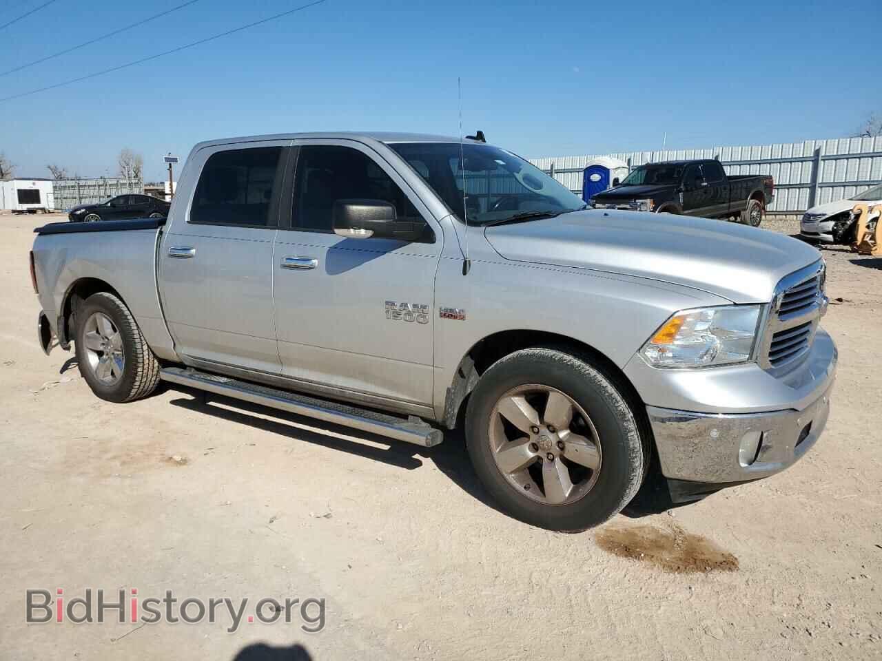 2016 RAM 1500 - VIN: 3C6RR6LT4GG288639 - Photo 4