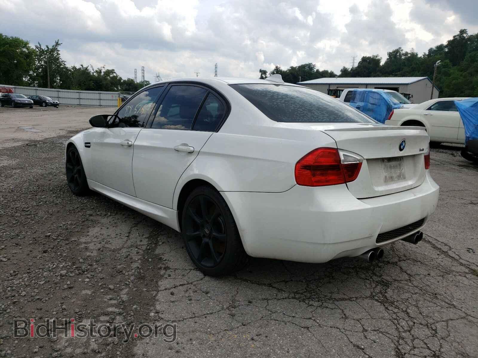 2008 BMW M3 - VIN: WBSVA93548E215970 - Фото 3