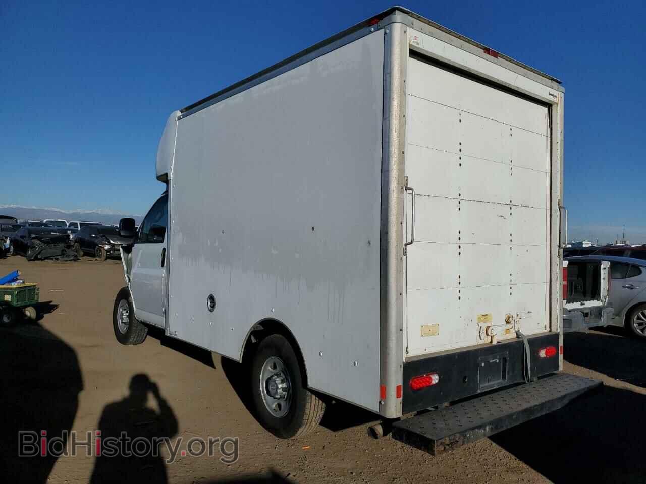 2017 CHEVROLET EXPRESS - VIN: 1GB0GRFF2H1136751 - Фото 2
