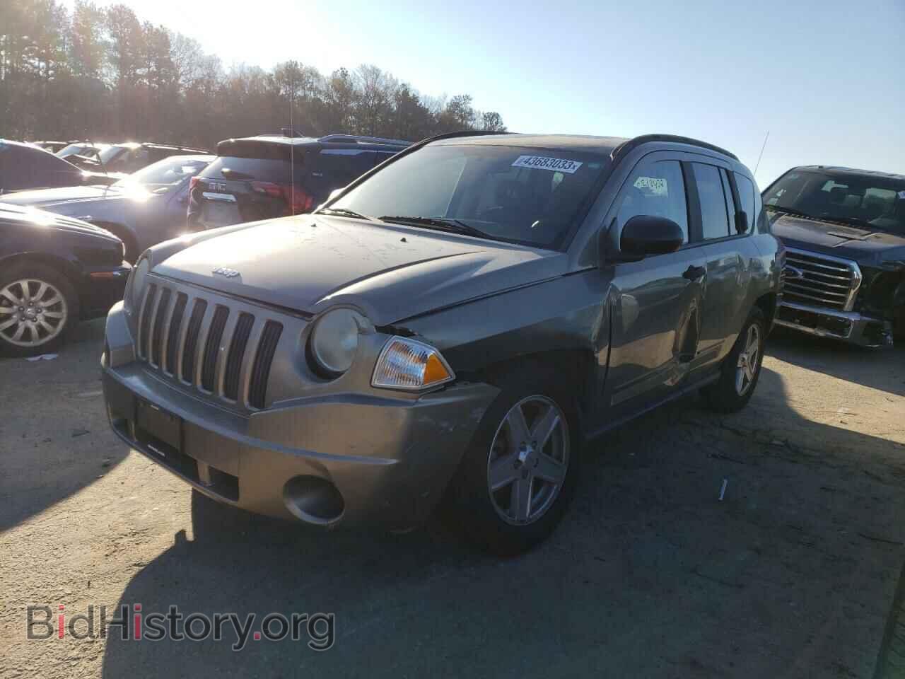 Фотография 1J8FT47W68D520381 - JEEP COMPASS 2008