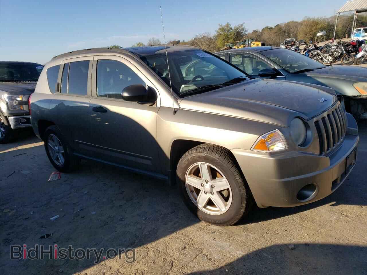 2008 JEEP COMPASS - VIN: 1J8FT47W68D520381 - Фото 4