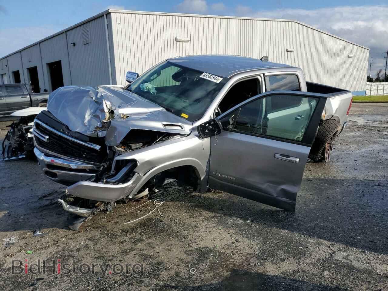 Photo 1C6SRFJT3LN225781 - RAM 1500 2020