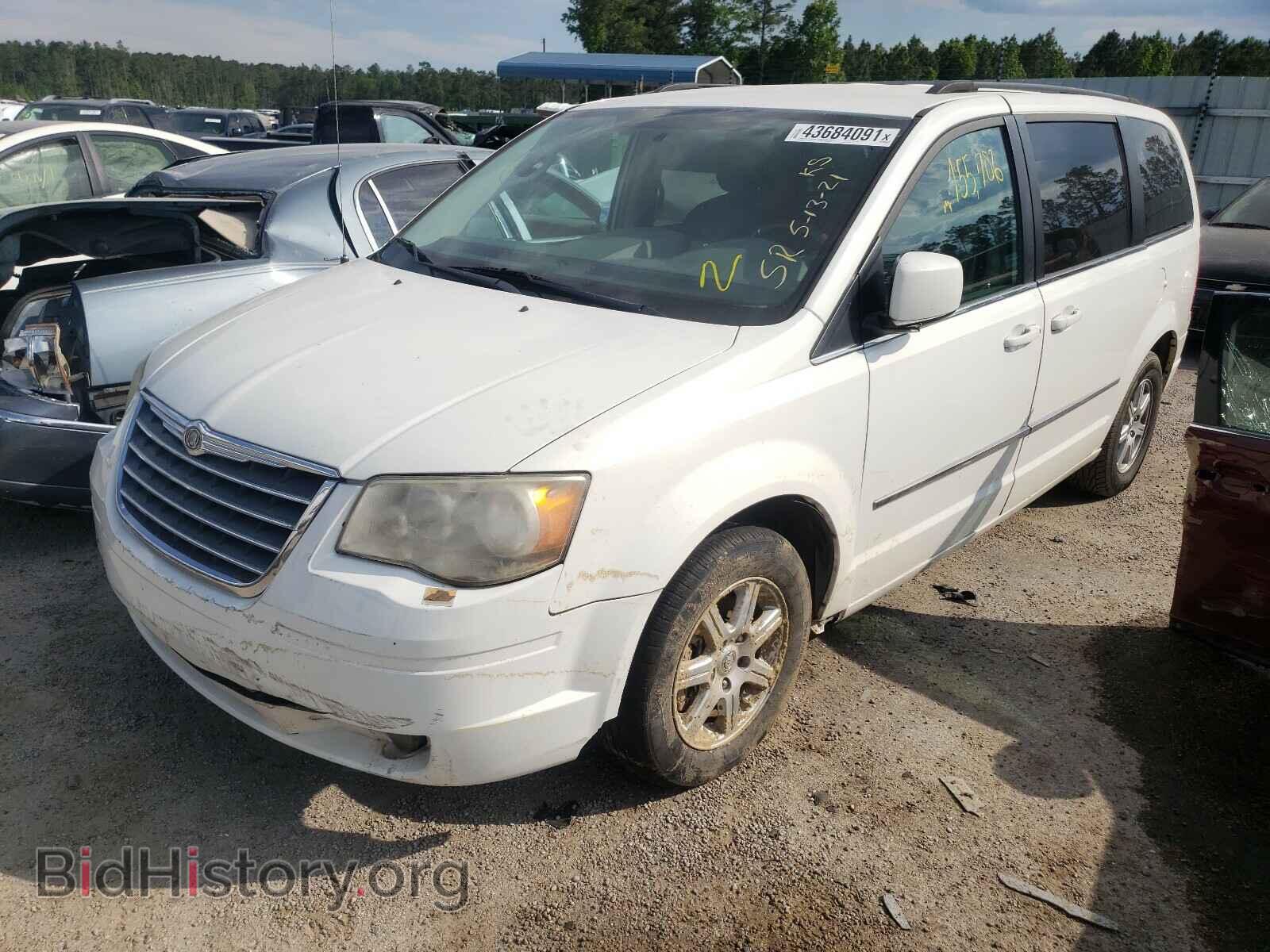 2010 CHRYSLER MINIVAN - VIN: 2A4RR5D1XAR266494 - Фото 2