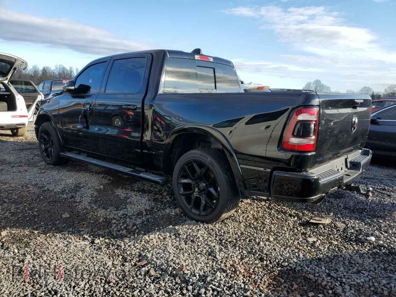 2019 RAM 1500 - VIN: 1C6SRFJT9KN588648 - Фото 2