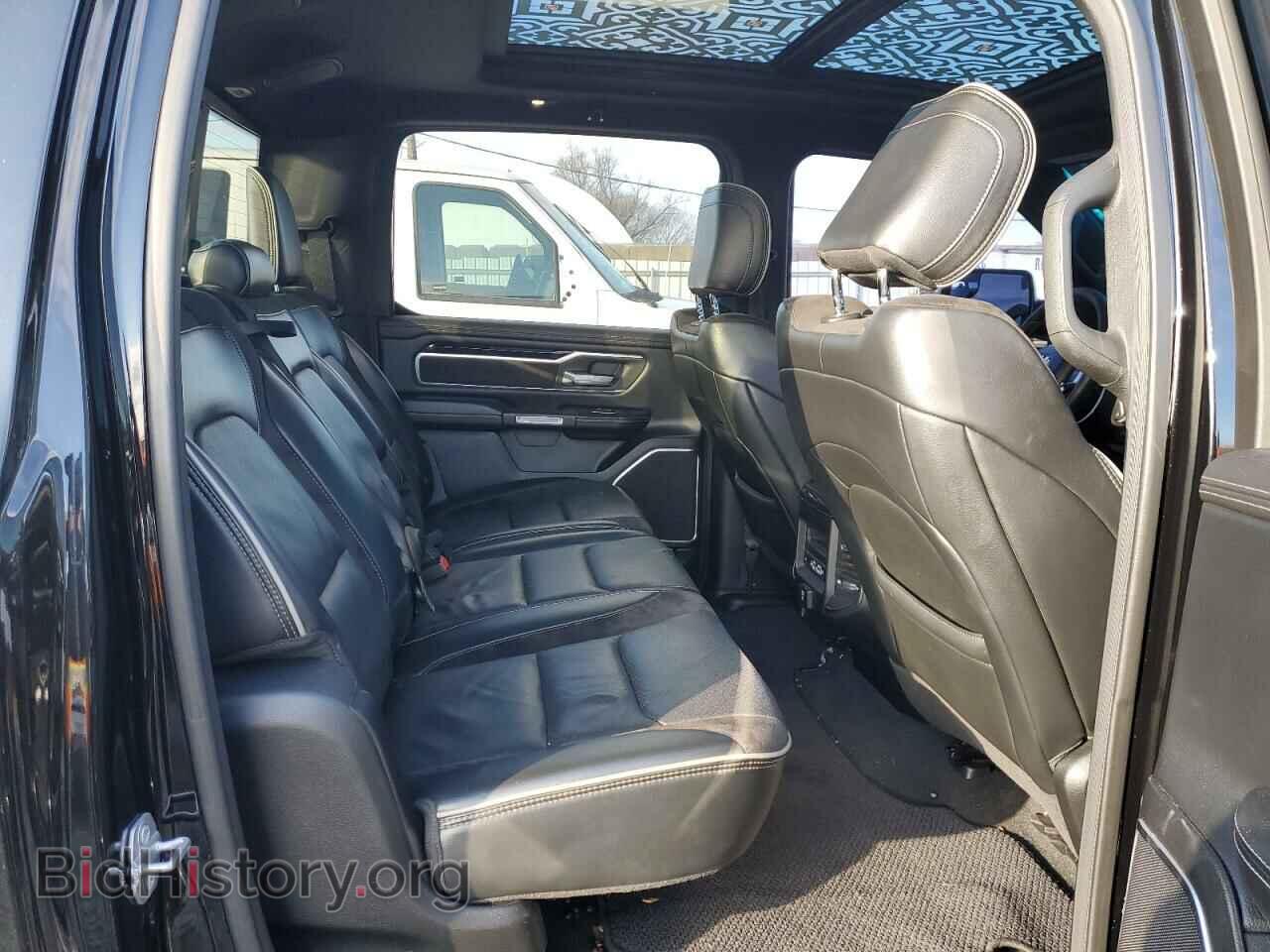 2019 RAM 1500 - VIN: 1C6SRFJT9KN588648 - Фото 10