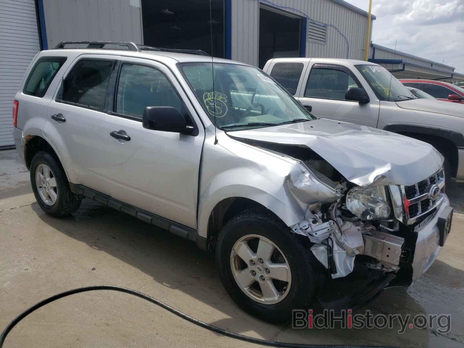 Photo 1FMCU0C75AKD32771 - FORD ESCAPE 2010