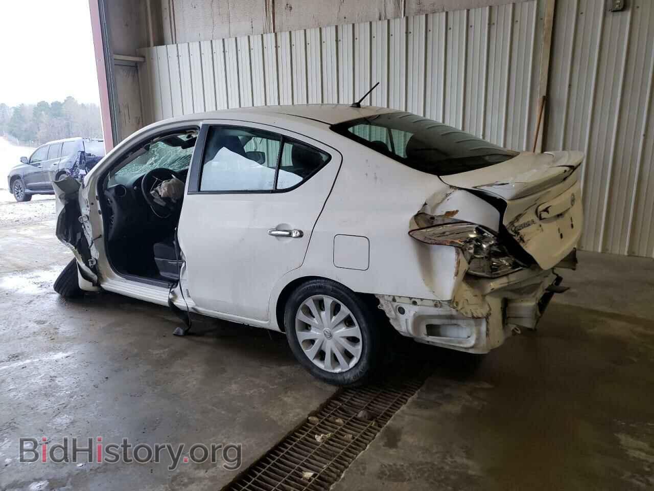2017 NISSAN VERSA - VIN: 3N1CN7AP1HK417850 - Фото 2