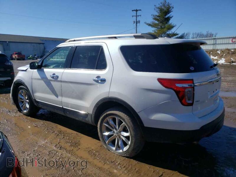 2011 Ford EXPLORER (VIN 1FMHK8D80BGA10609) — фото 2 из 13