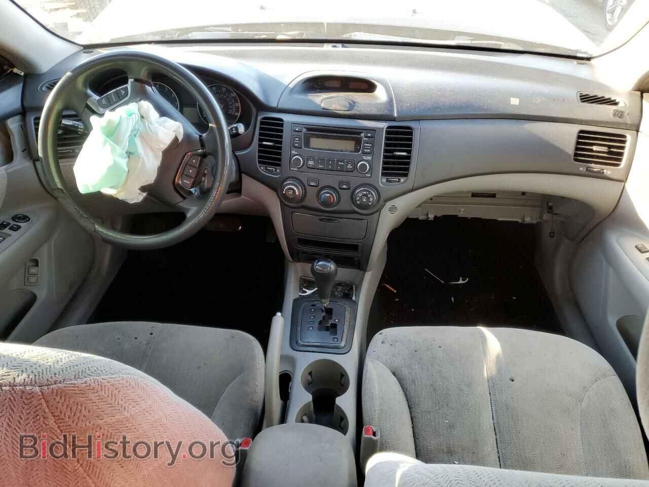 2008 KIA OPTIMA - VIN: KNAGE123385199876 - Фото 8