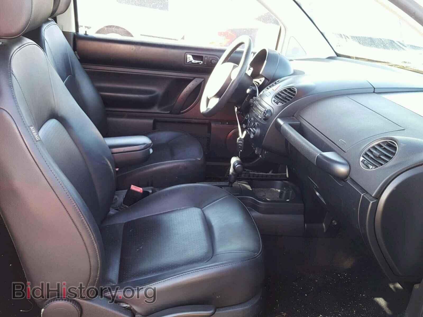 2010 VOLKSWAGEN BEETLE - VIN: 3VWPW3AG2AM007389 - Фото 5