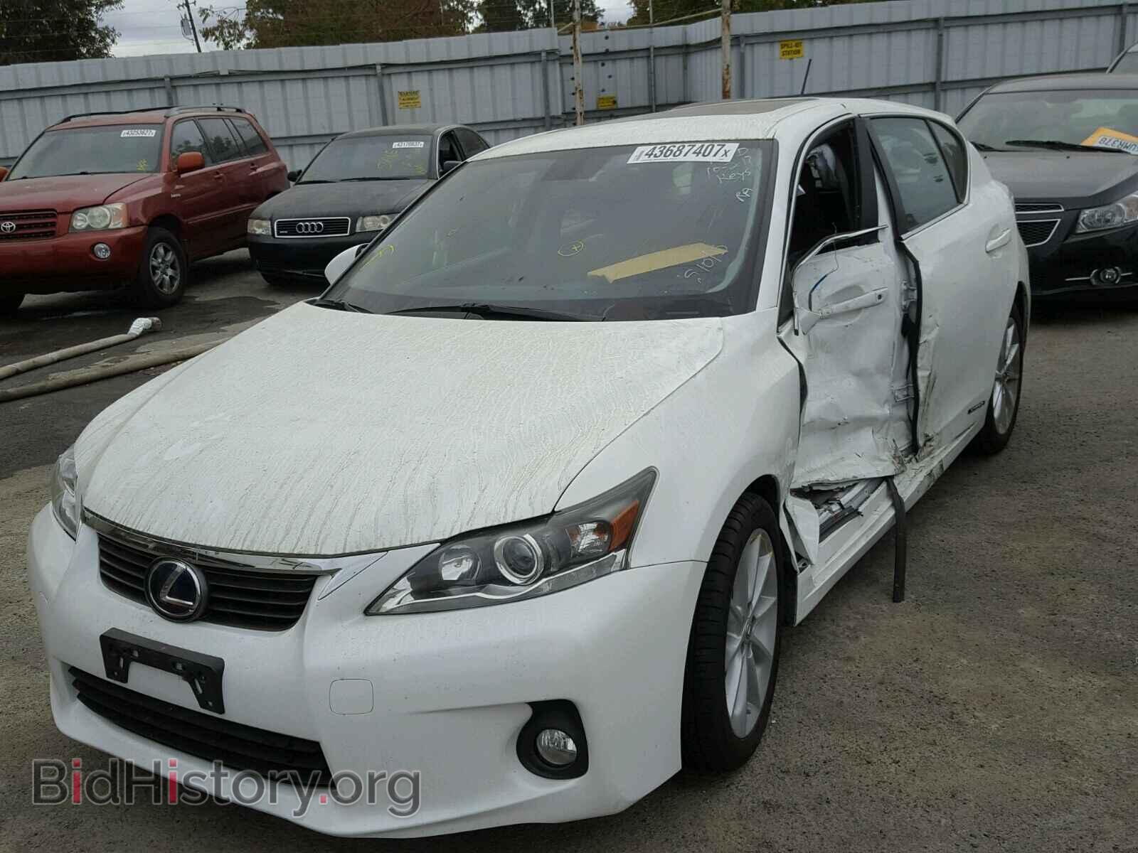 2013 LEXUS CT 200 - VIN: JTHKD5BHXD2123696 - Фото 2
