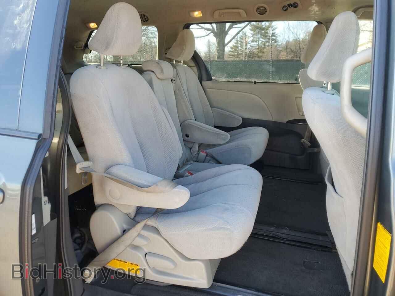 2011 TOYOTA All Models - VIN: 5TDKK3DC7BS037460 - Фото 11
