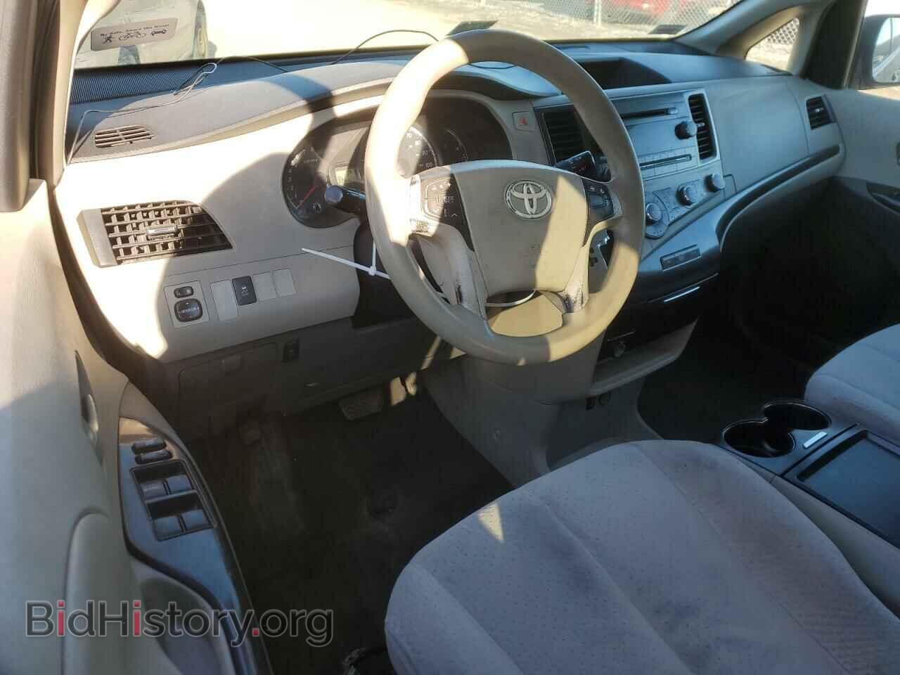 2011 TOYOTA All Models - VIN: 5TDKK3DC7BS037460 - Фото 8