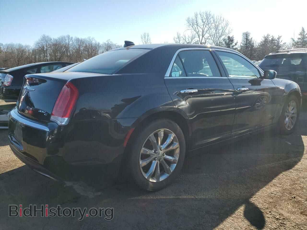 2016 CHRYSLER 300 - VIN: 2C3CCAKG0GH253043 - Фото 3