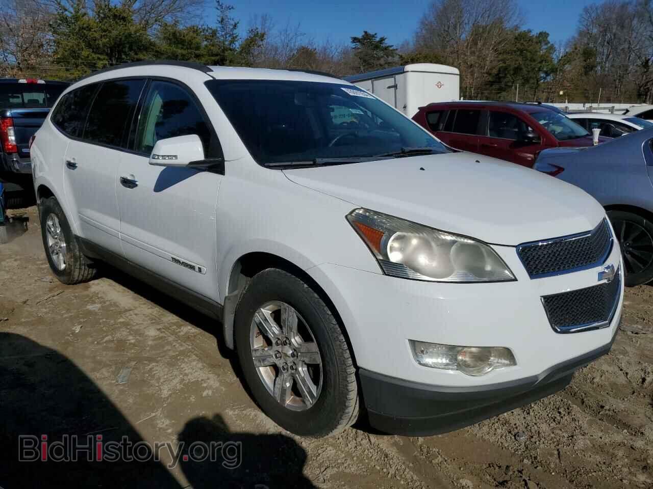 2009 CHEVROLET TRAVERSE - VIN: 1GNEV23D29S121817 - Фото 4