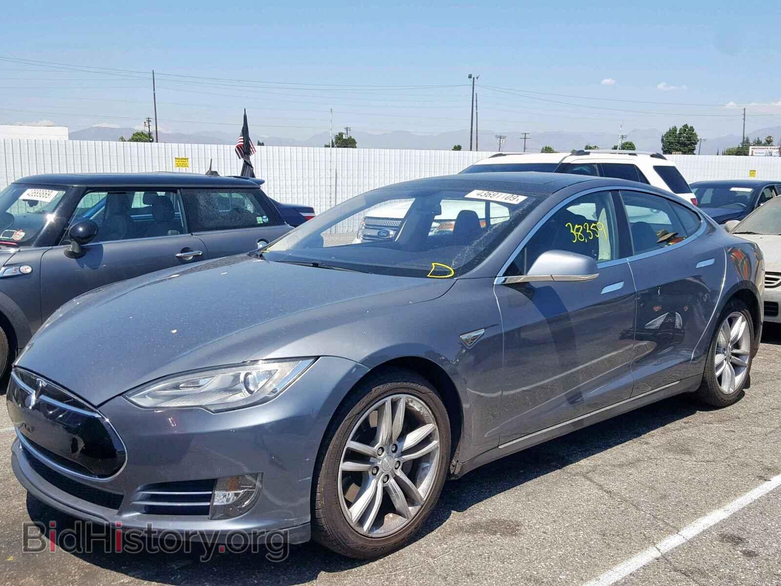 2014 TESLA MODEL S - VIN: 5YJSA1S17EFP46424 - Фото 2