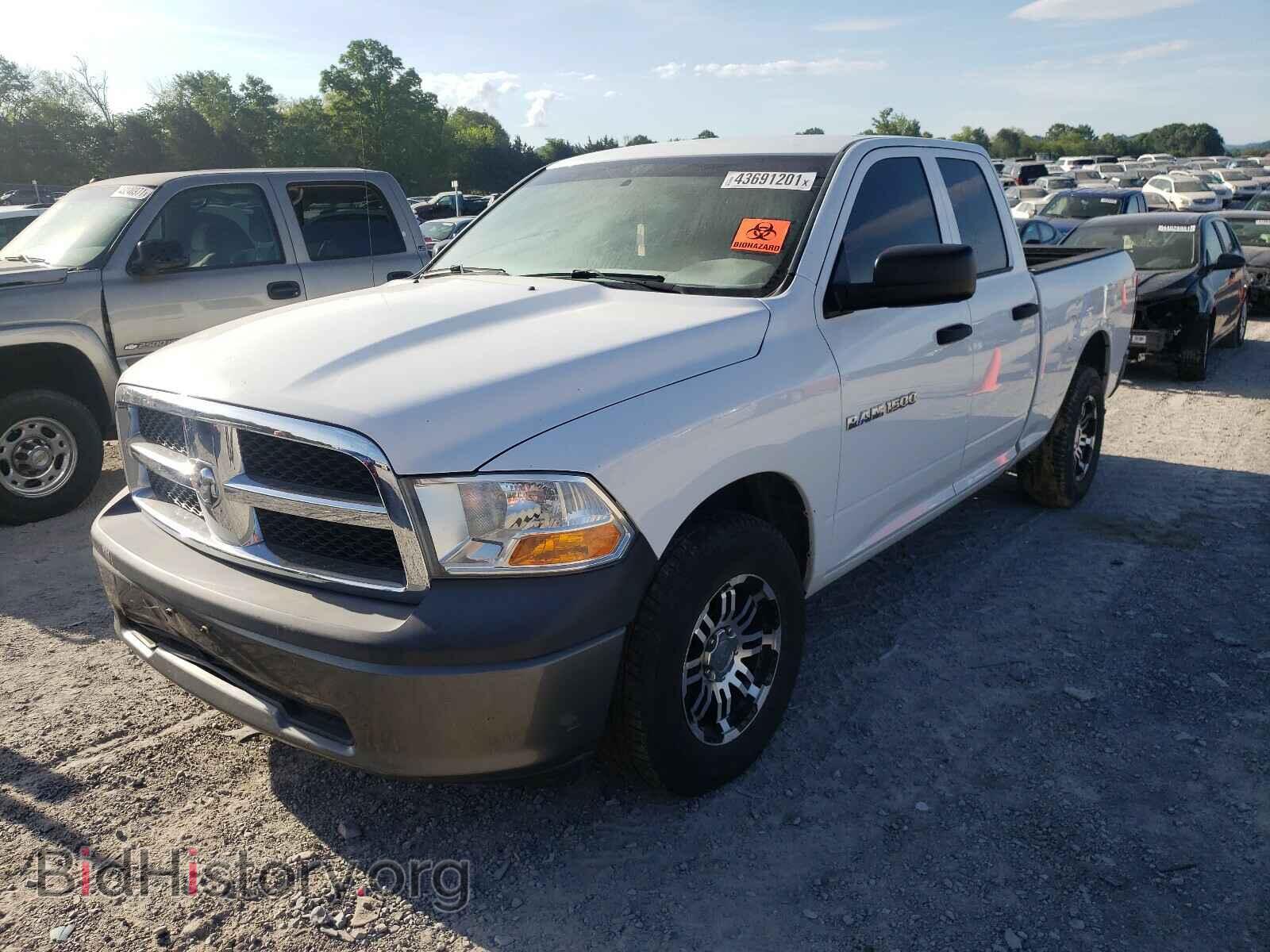 2011 DODGE RAM 1500 - VIN: 1D7RB1GK6BS560780 - Фото 2