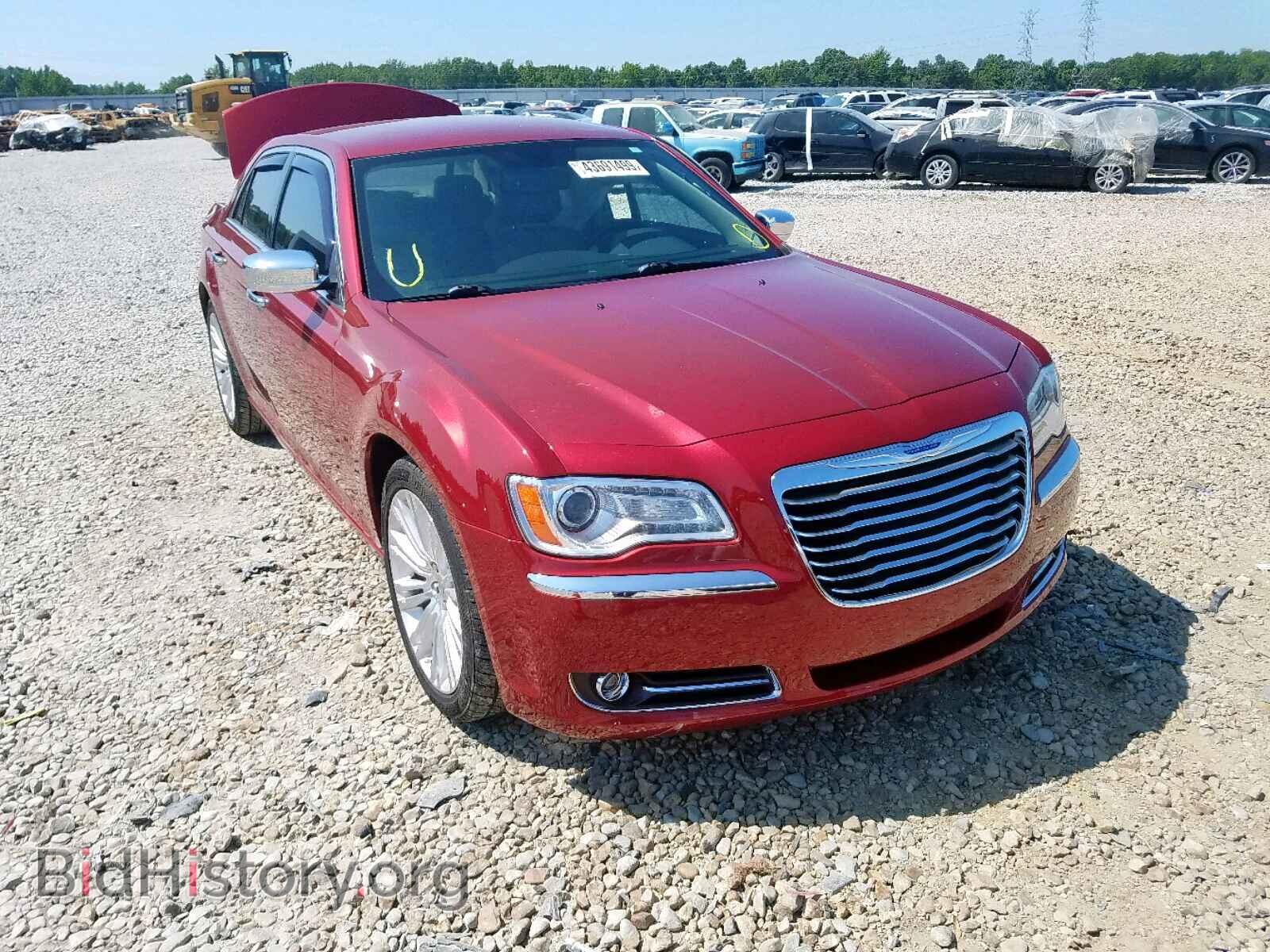 Фотография 2C3CCACG8CH200745 - CHRYSLER 300 2012