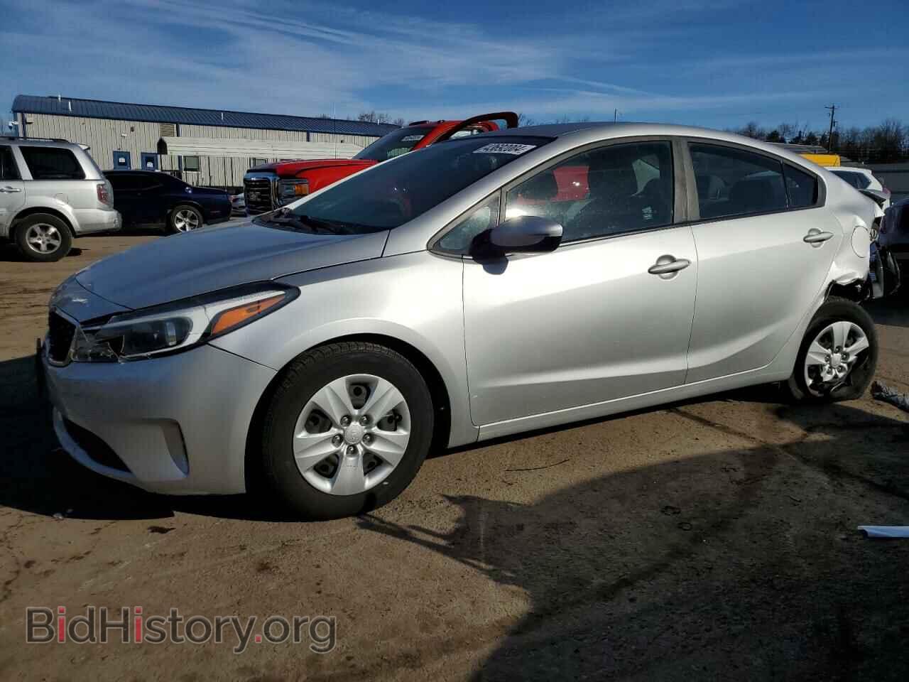 Фотография 3KPFK4A72HE038307 - KIA FORTE 2017