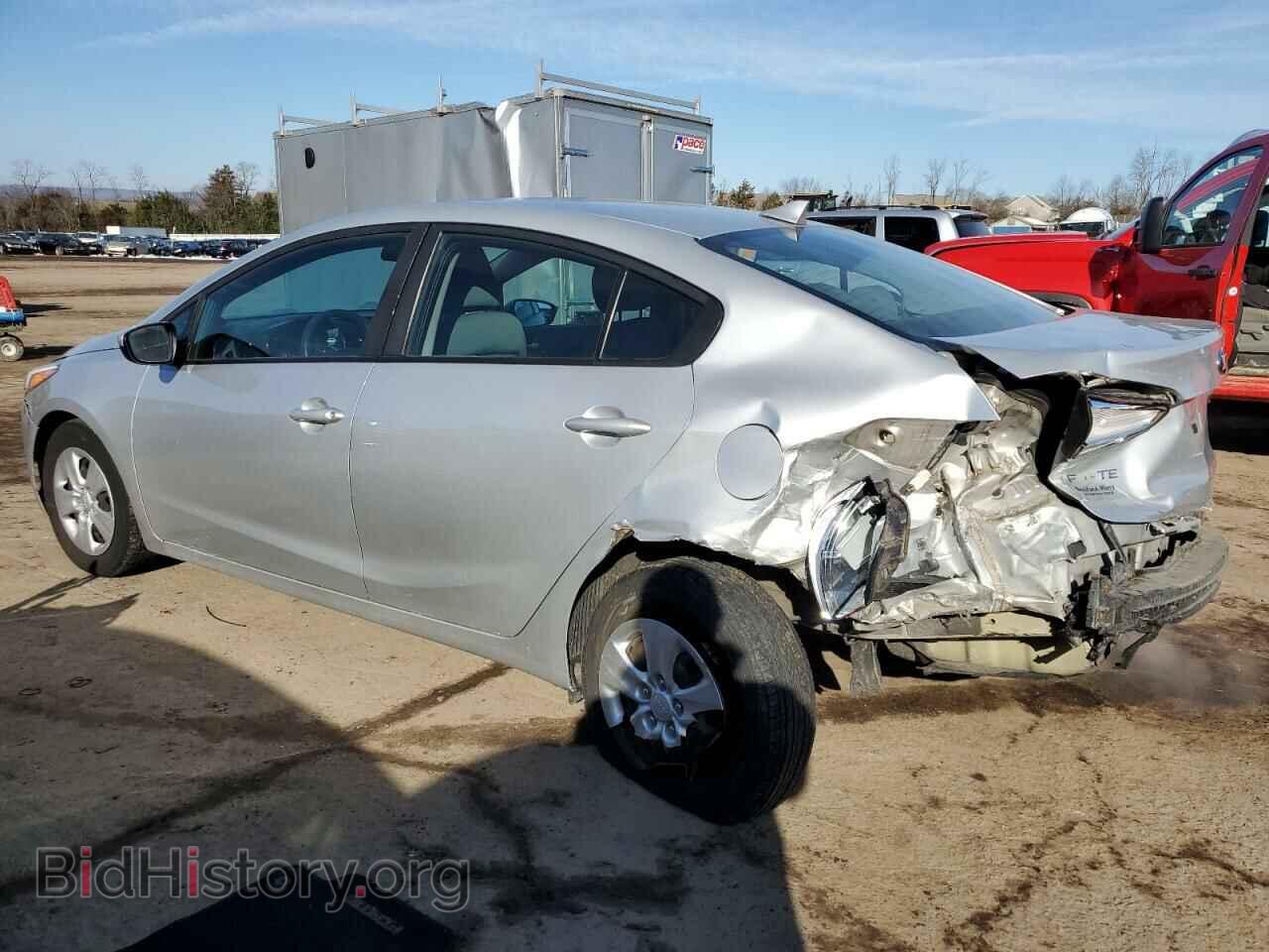 2017 KIA FORTE - VIN: 3KPFK4A72HE038307 - Фото 2