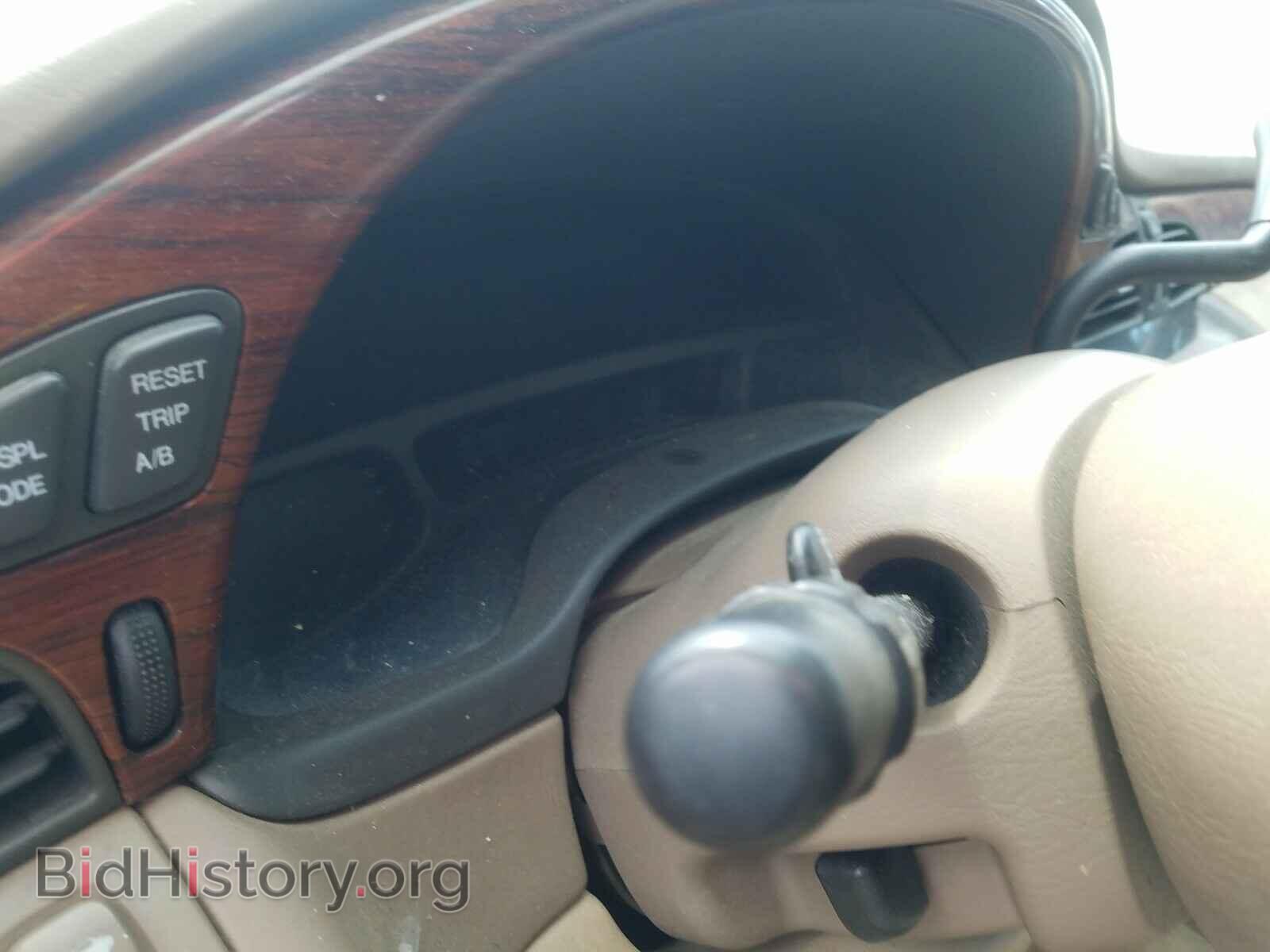2004 CADILLAC DEVILLE - VIN: 1G6KD54Y44U163259 - Photo 8