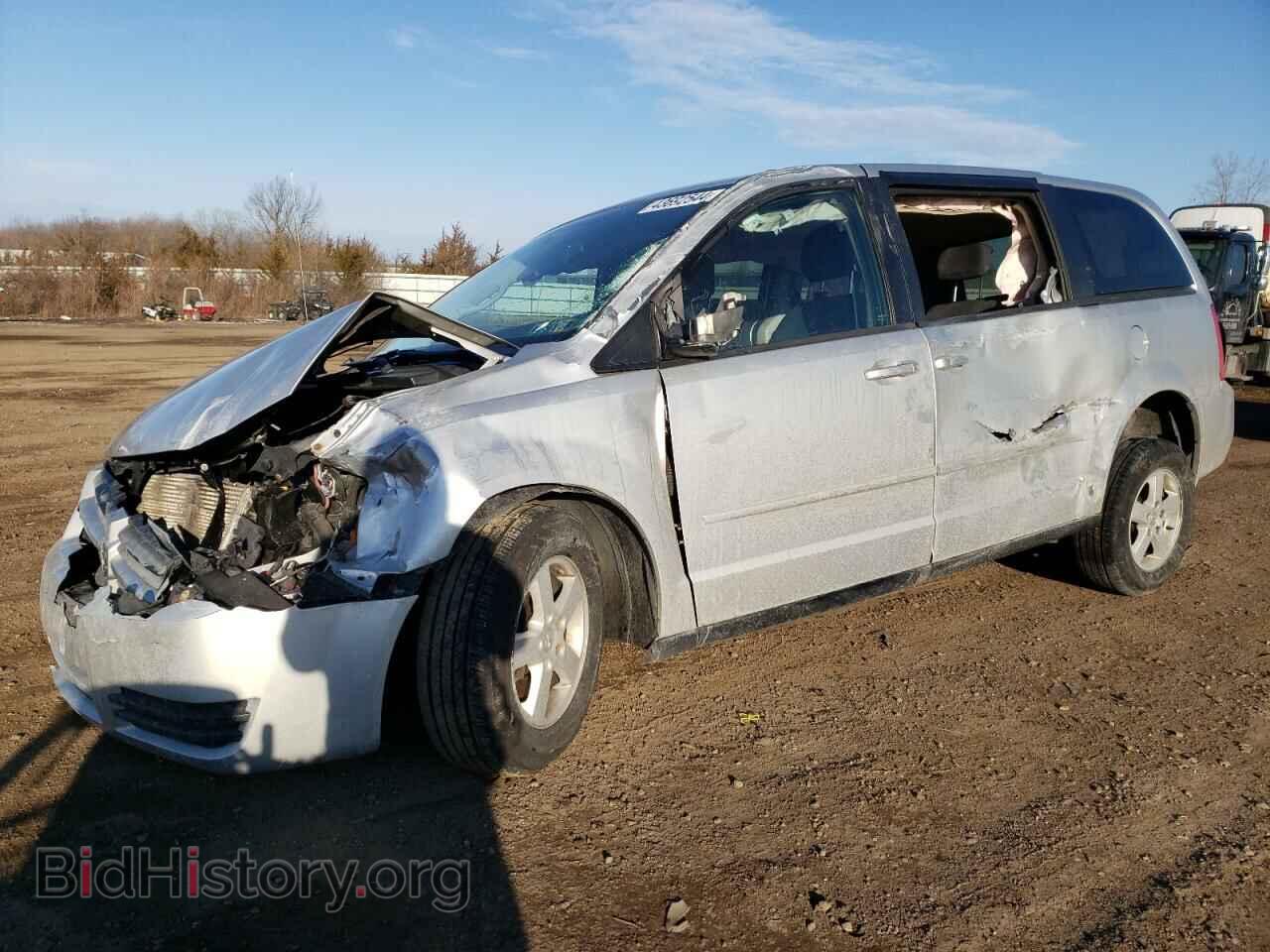 Photo 2D4RN4DE6AR380249 - DODGE CARAVAN 2010