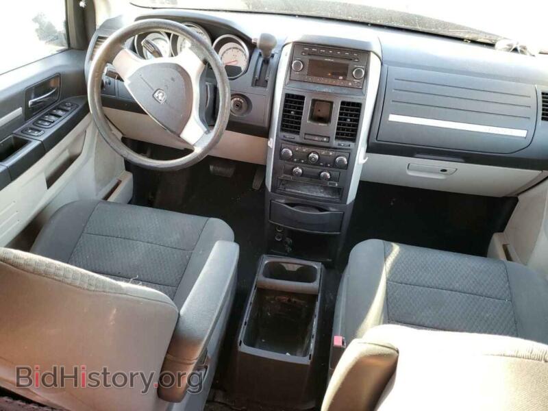 2010 Dodge CARAVAN (VIN 2D4RN4DE6AR380249) — photo 8 of 13