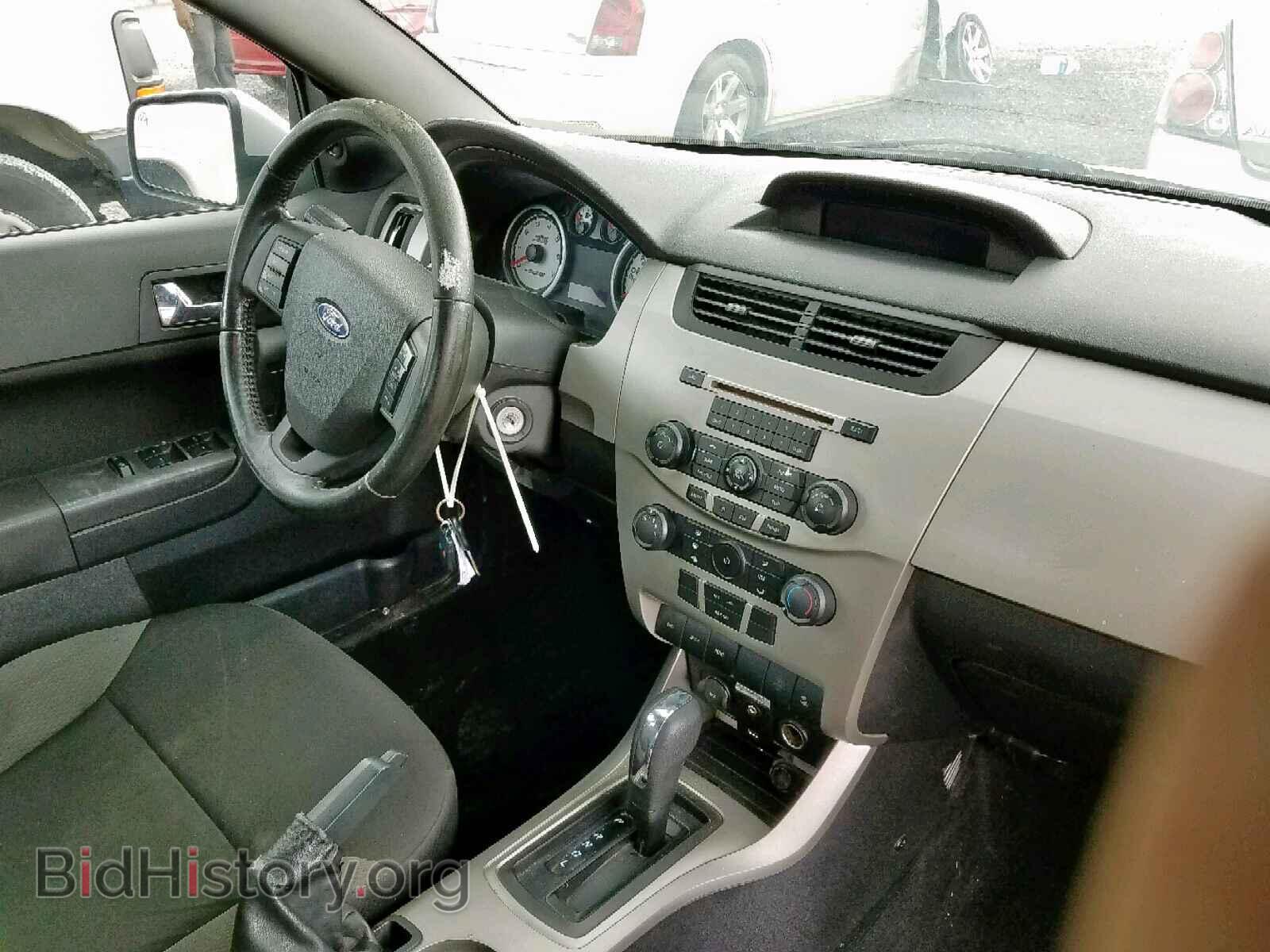 2009 FORD FOCUS - VIN: 1FAHP36N09W215803 - Фото 9