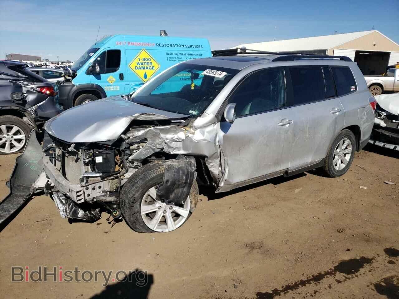 Фотография 5TDBK3EH8BS052110 - TOYOTA HIGHLANDER 2011
