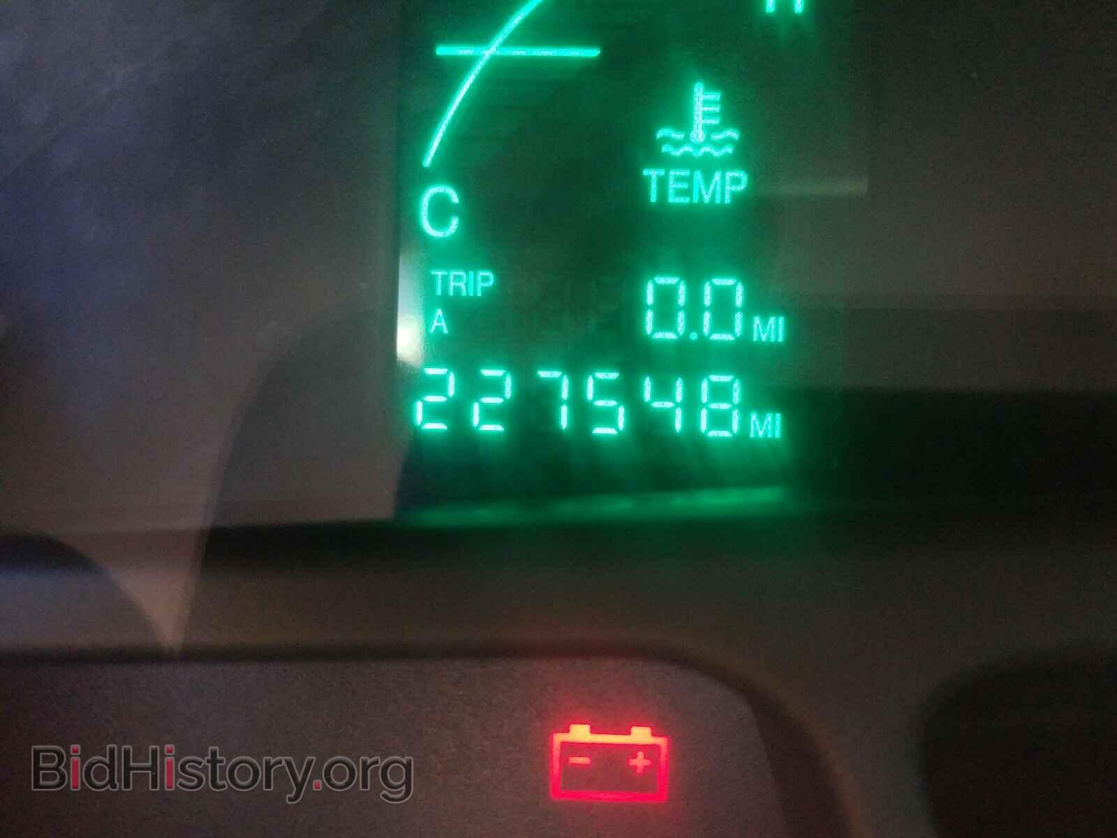 2004 CADILLAC DEVILLE - VIN: 1G6KD54Y84U101783 - Photo 8