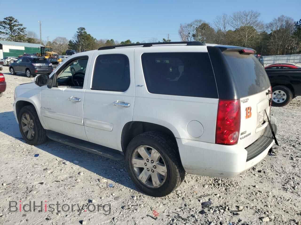 2007 GMC YUKON - VIN: 1GKFC13077R320719 - Фото 2