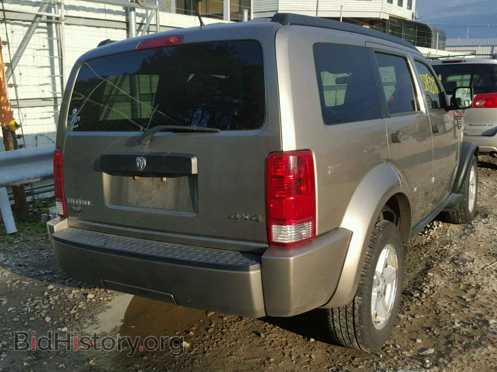 2007 DODGE NITRO - VIN: 1D8GU28KX7W664450 - Photo 4