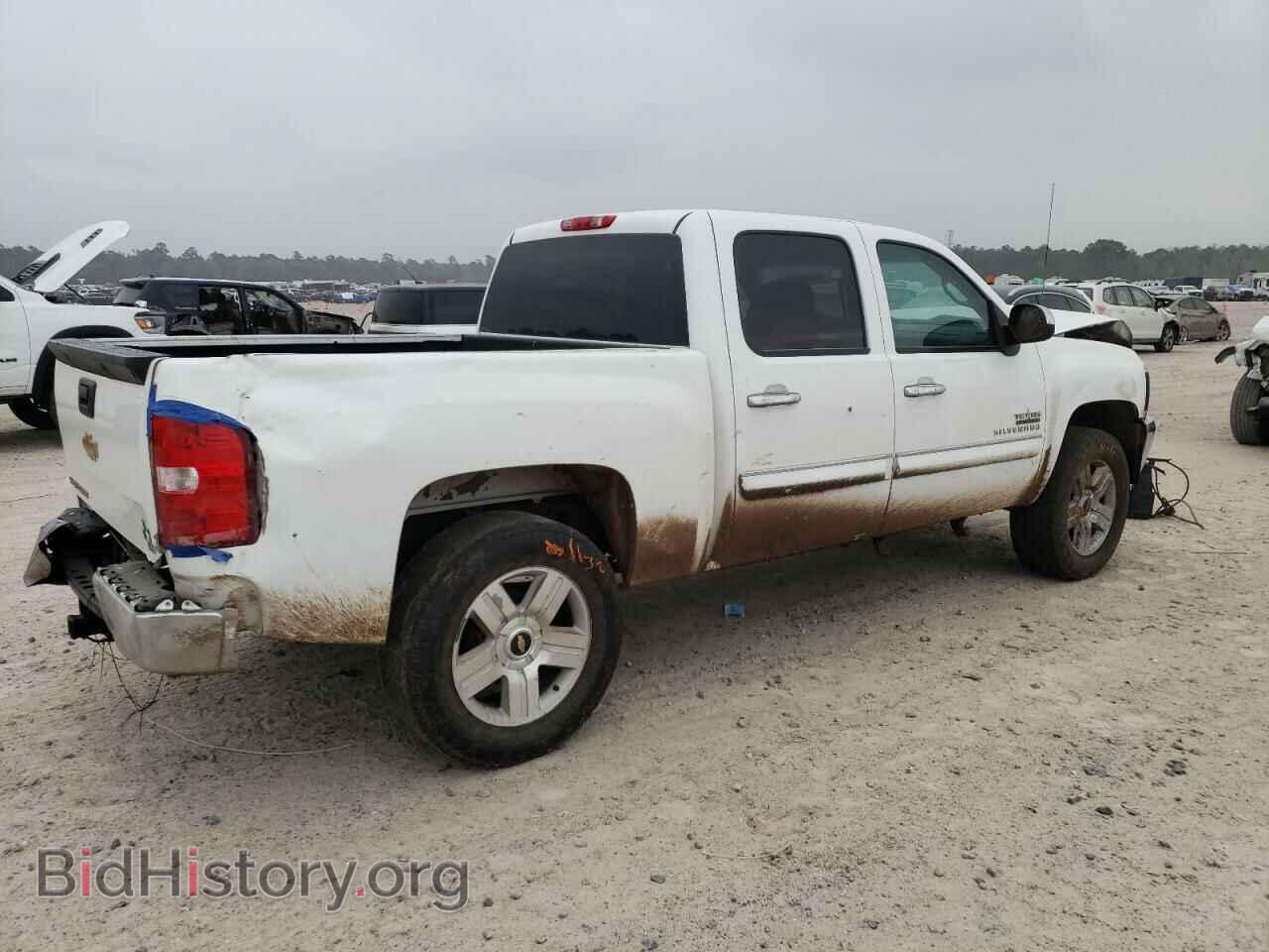 2013 CHEVROLET SILVERADO - VIN: 3GCPCSE05DG375930 - Фото 3