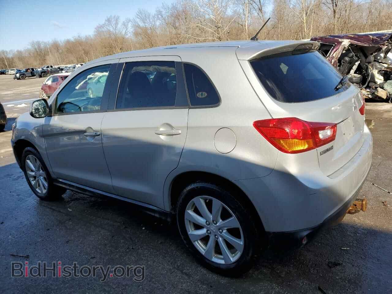 2015 MITSUBISHI OUTLANDER - VIN: 4A4AR3AU3FE054796 - Фото 2