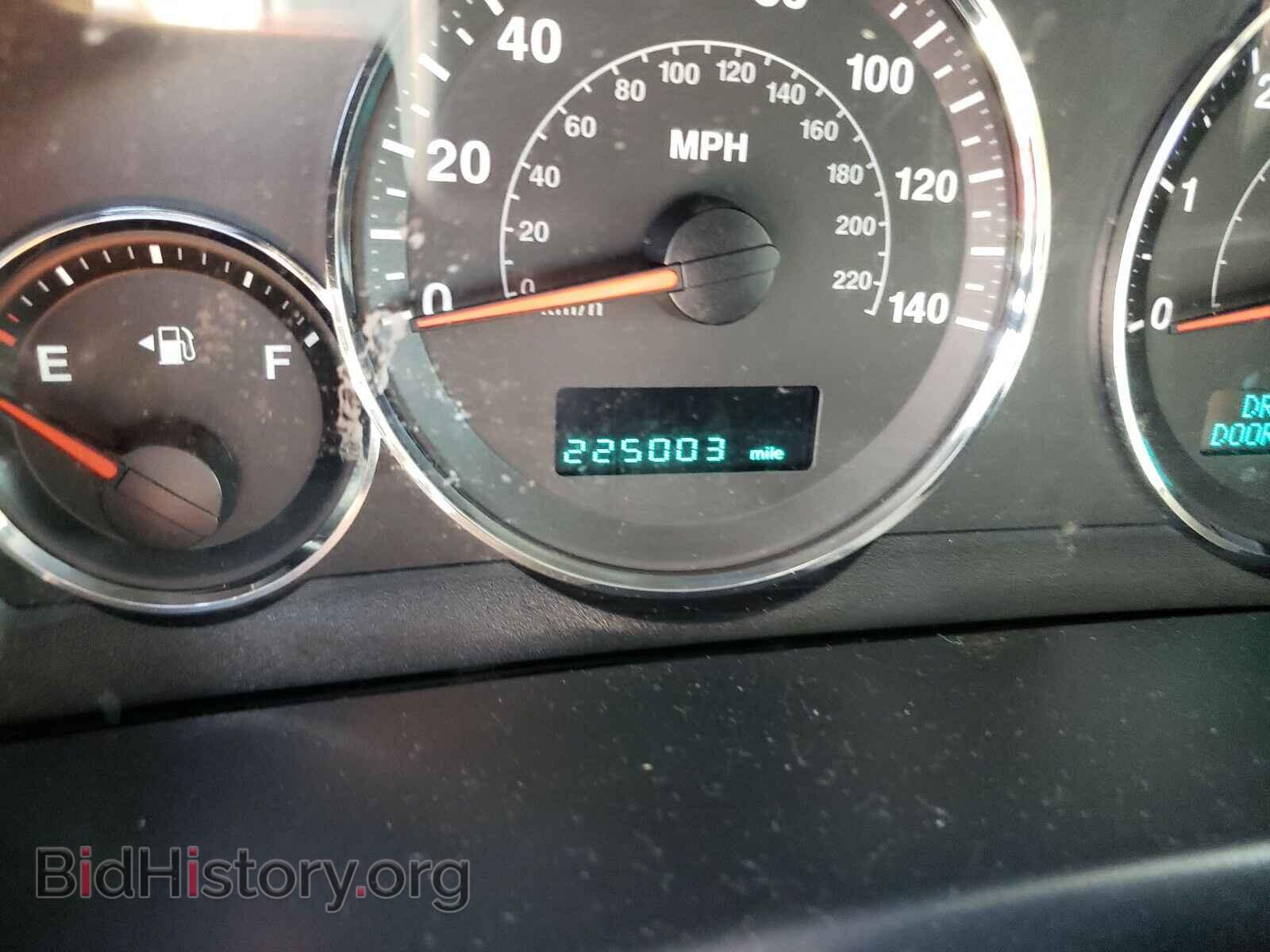 2006 JEEP COMMANDER - VIN: 1J8HG58256C293203 - Photo 8