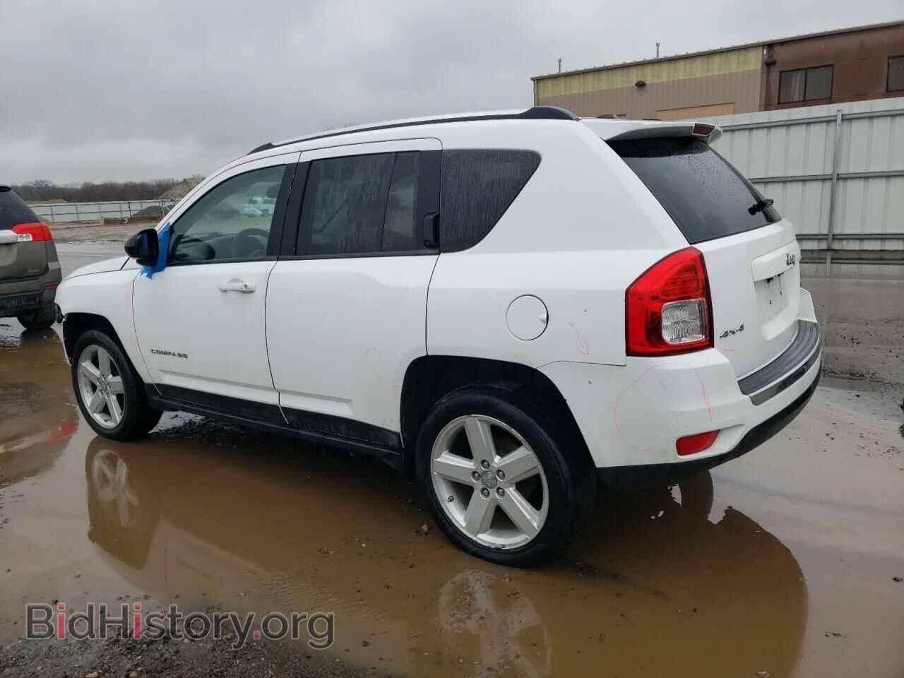 2011 JEEP COMPASS - VIN: 1J4NF5FB1BD211014 - Фото 2