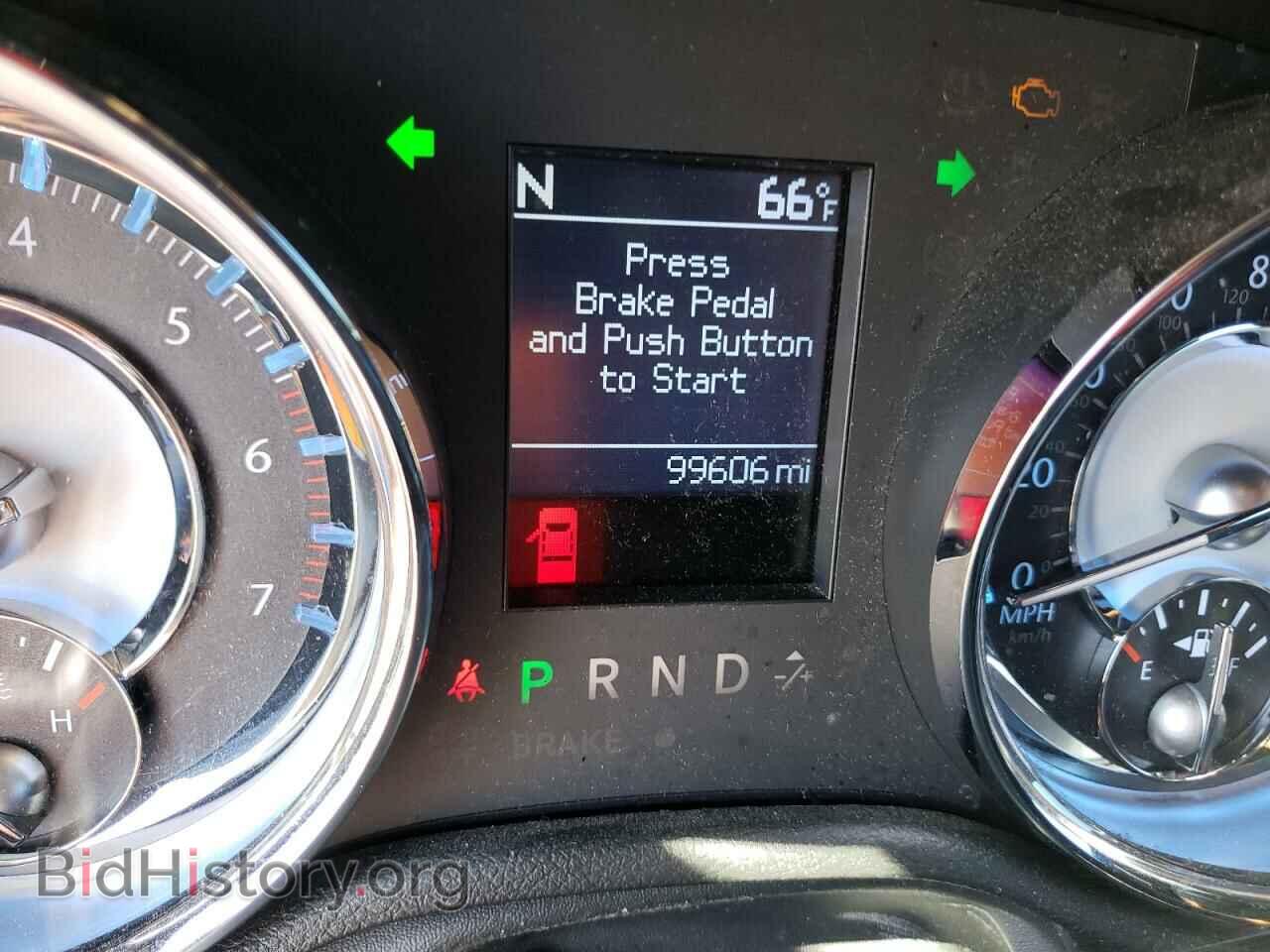 2011 CHRYSLER 300 - VIN: 2C3CA6CT4BH595473 - Фото 8