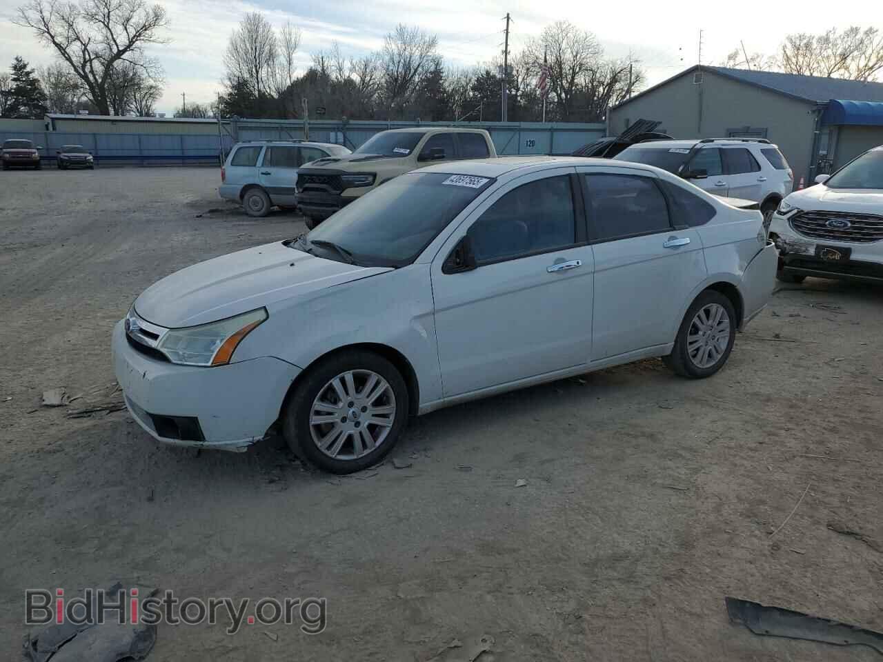 Photo 1FAHP3HN4AW106648 - FORD FOCUS 2010