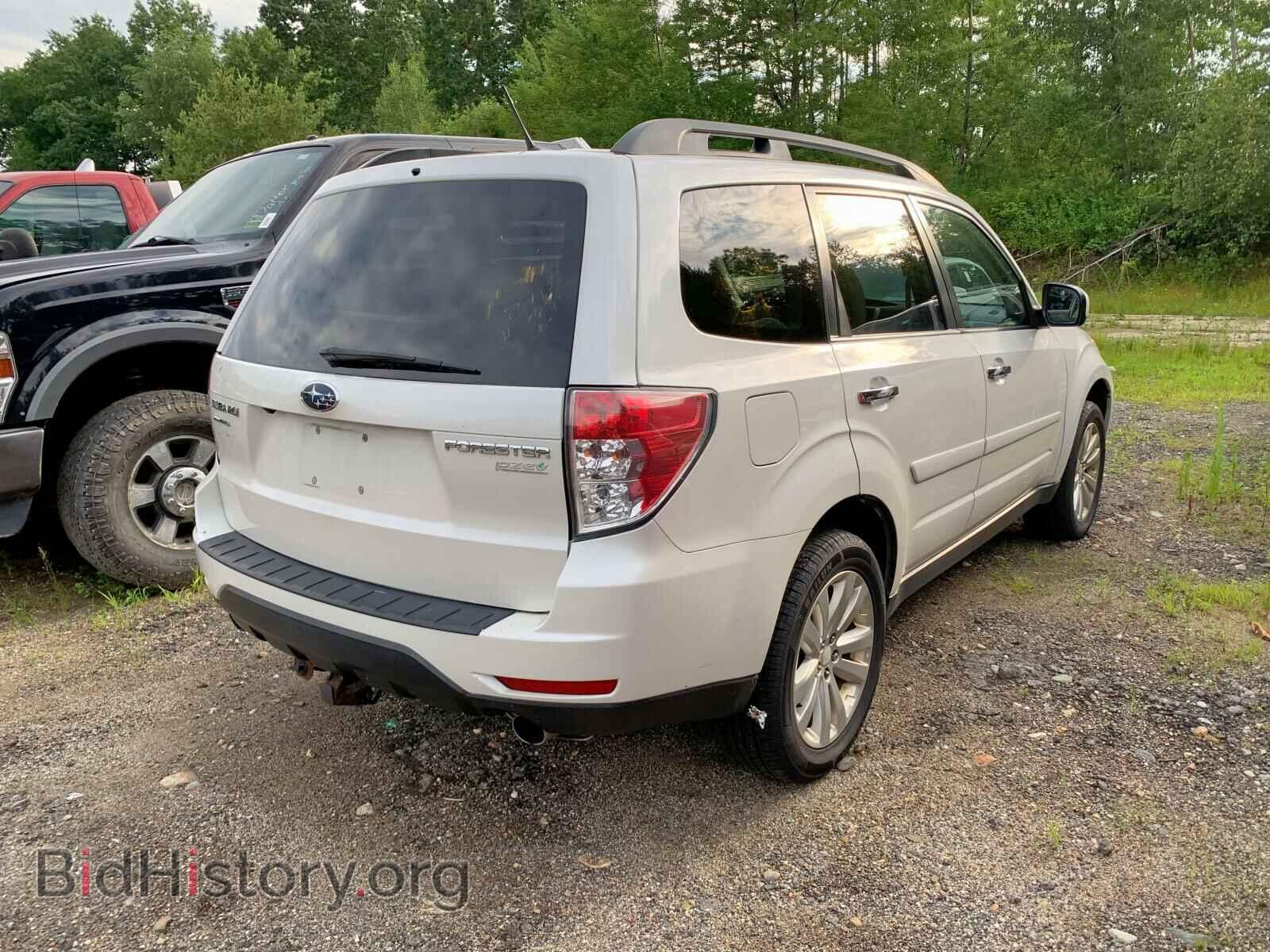 2011 SUBARU FORESTER - VIN: JF2SHAECXBH741983 - Фото 3